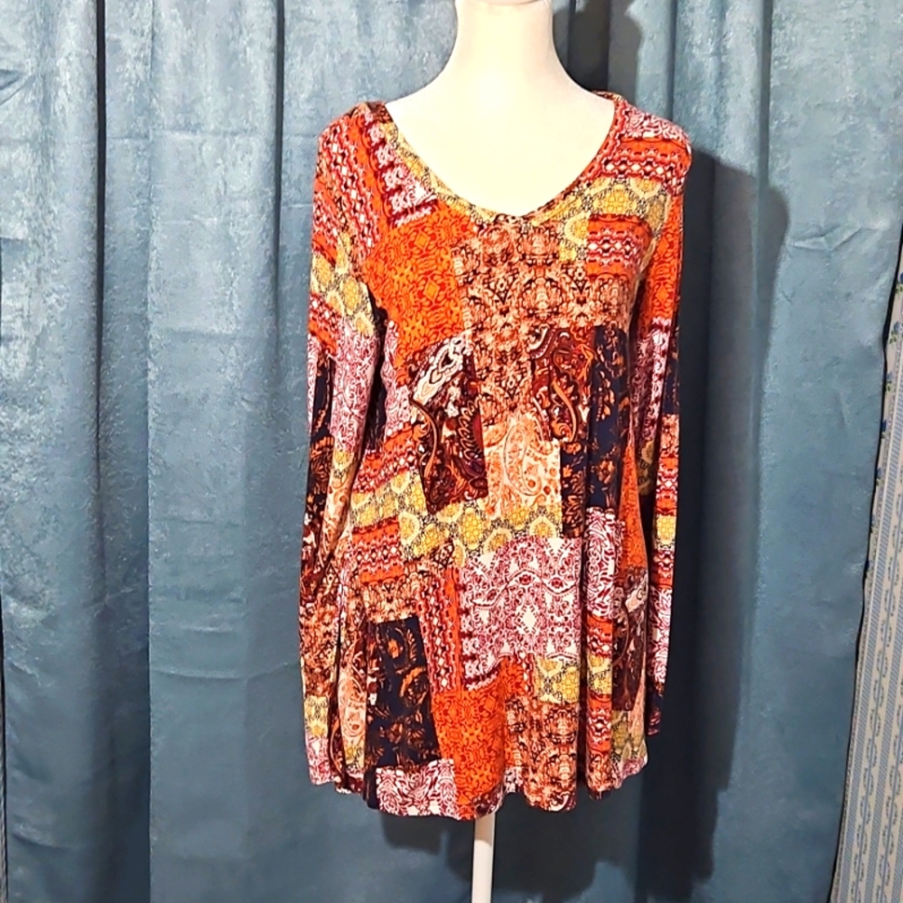 AWULIFFAN Vibrant Orange and Red Graphic Tunic with Asymmetrical Design - Size L